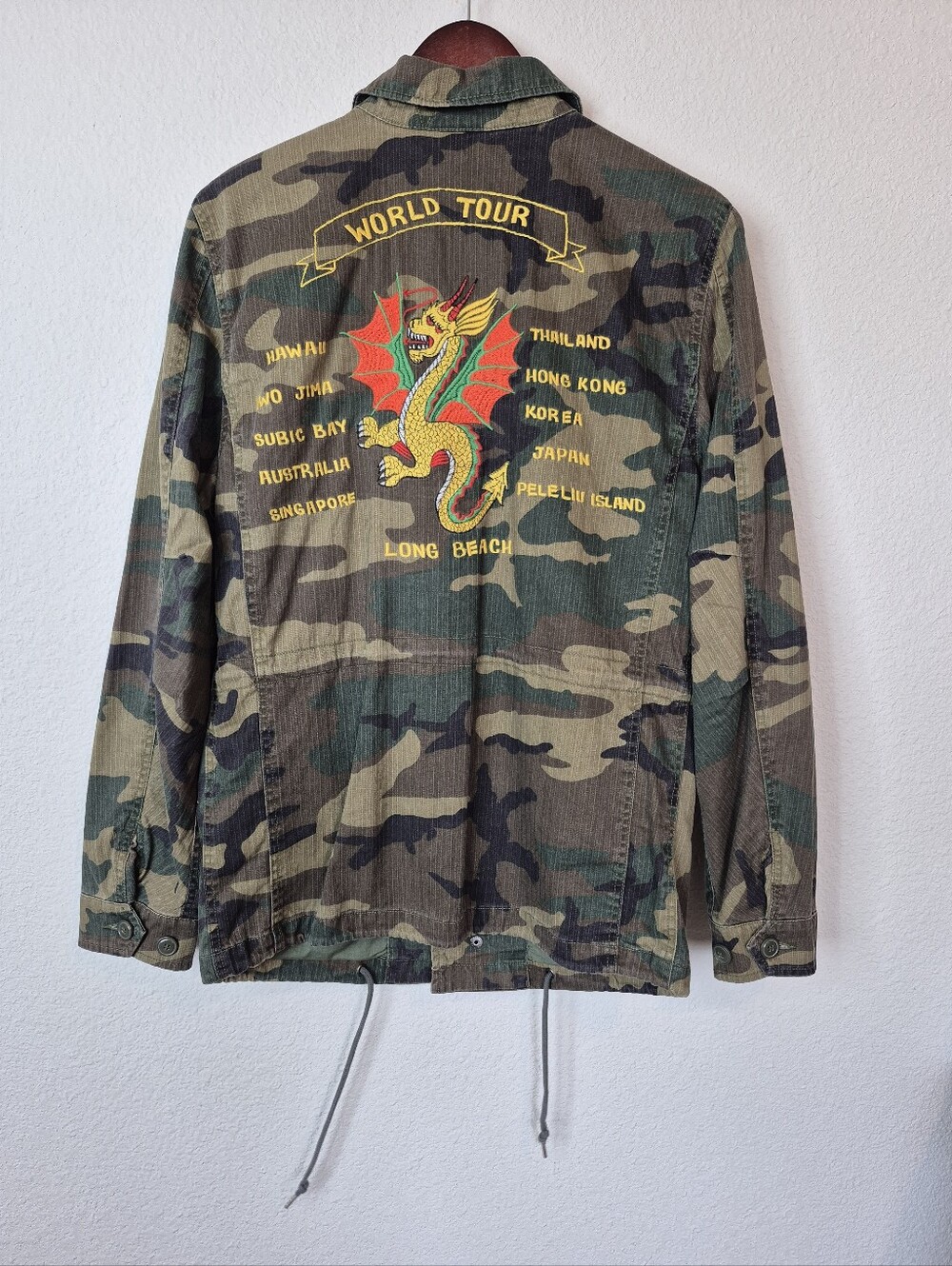 ALPHA Industries Dragon Tour Field Embroidered Camo Military Jacket Size Small